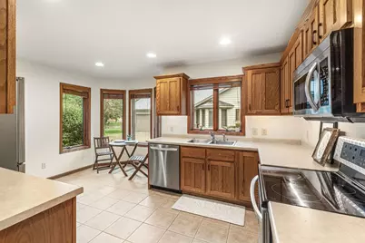 2608 E Princeton Avenue, Eau Claire, WI 54703 - Photo 17