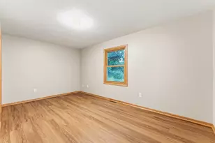 951 W Village Circle SE, Rochester, MN 55904 - Photo 17