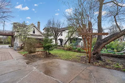 321 22nd Avenue NE, Minneapolis, MN 55418 - Photo 1