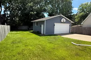 2258 11th St, White Bear Lake, MN 55110 - Photo 3