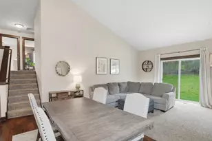 9112 Hamlet Ave S, Cottage Grove, MN 55016 - Photo 11