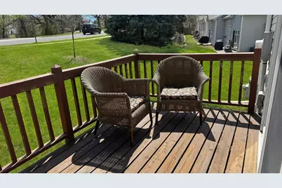 885 Kimberly Lane, Chanhassen, MN 55317 - Photo 13