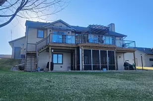 408 E Lake Geneva Rd NE, Alexandria, MN 56308 - Photo 1