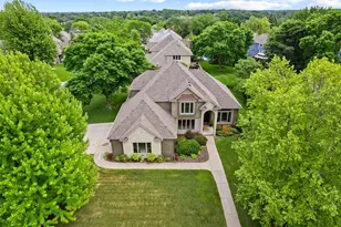8048 Ranchview Ln N, Maple Grove, MN 55311 - Photo 3