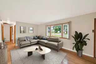 1283 Burke Ave E, Maplewood, MN 55109 - Photo 3