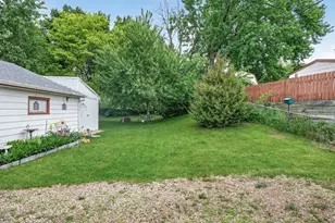 1283 Burke Ave E, Maplewood, MN 55109 - Photo 25