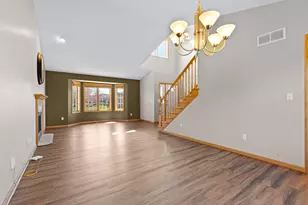 413 Georgetown Dr SE, Stewartville, MN 55976 - Photo 5