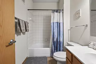 150 E Burnsville Pkwy, Burnsville, MN 55337 - Photo 15