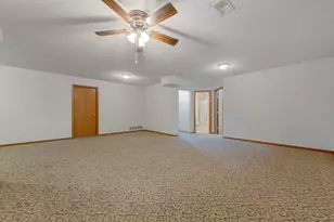 949 Rice St, Faribault, MN 55021 - Photo 37