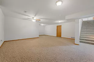 949 Rice St, Faribault, MN 55021 - Photo 35