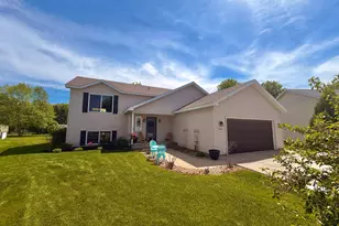 5736 Eagle Ct, Saint Cloud, MN 56303 - Photo 1