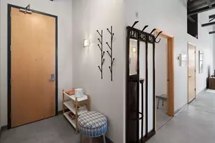 111 E Franklin Ave, Minneapolis, MN 55404 - Photo 15