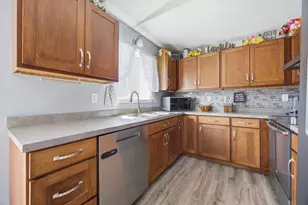 1918 55th Avenue South, Fargo, ND 58104 - Photo 13