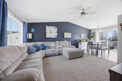 1918 55th Avenue S, Fargo, ND 58104 - Photo 9