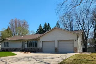 1636 N 4th St, Montevideo, MN 56265 - Photo 3