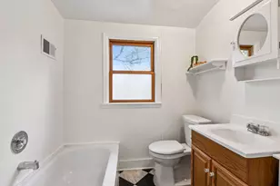 4721 Lakeview Ave N, Brooklyn Center, MN 55429 - Photo 21