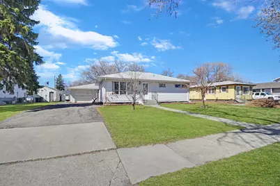 706 26 Street N, Fargo, ND 58102 - Photo 1