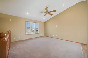 113 Torrey Pines Dr, Mankato, MN 56001 - Photo 5