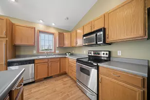 113 Torrey Pines Dr, Mankato, MN 56001 - Photo 15