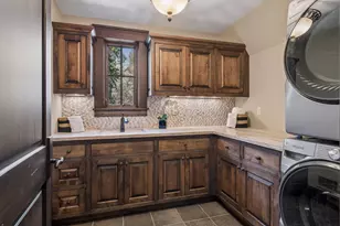 358 Ferndale Rd S, Wayzata, MN 55391 - Photo 63