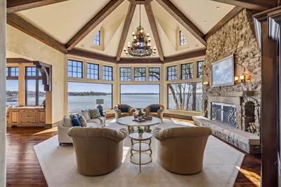 358 Ferndale Road S, Wayzata, MN 55391 - Photo 23