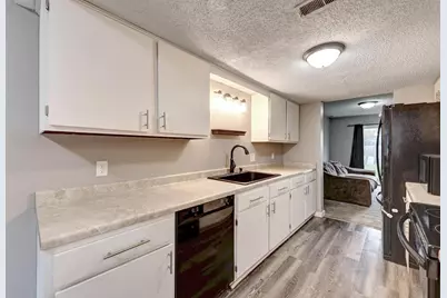 987 11th Avenue SW, Forest Lake, MN 55025 - Photo 9