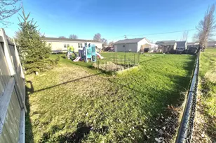116 3rd St S, Gaylord, MN 55334 - Photo 15