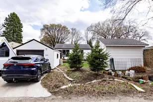 433 Elmwood Ave S, Fargo,  58103 - Photo 51