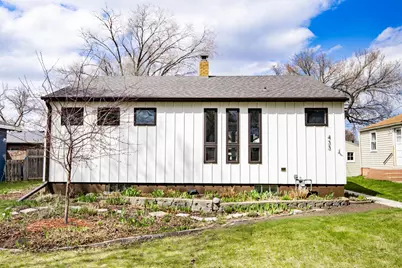 433 Elmwood Avenue S, Fargo,  58103 - Photo 3