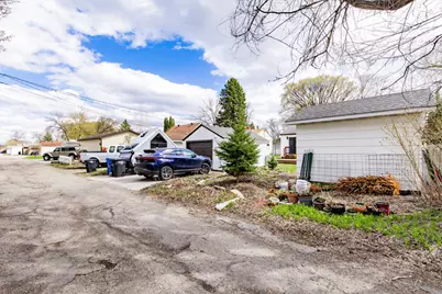 433 Elmwood Avenue S, Fargo,  58103 - Photo 49
