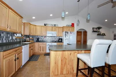 3221 11th Avenue S, Moorhead, MN 56560 - Photo 5