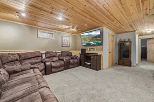 21 10th Ave NE, Elbow Lake, MN 56531 - Photo 17