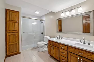 1316 Summit Oaks Dr, Burnsville, MN 55337 - Photo 33