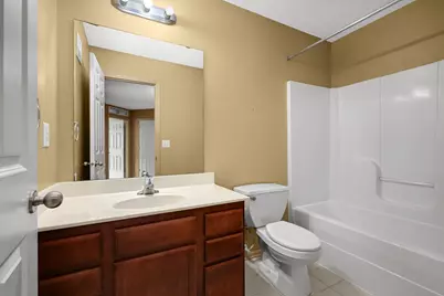 3049 Chamberlain Street N #6, Maplewood, MN 55109 - Photo 27
