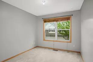 3049 Chamberlain Street N, Maplewood, MN 55109 - Photo 23