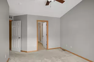 3049 Chamberlain Street N, Maplewood, MN 55109 - Photo 19