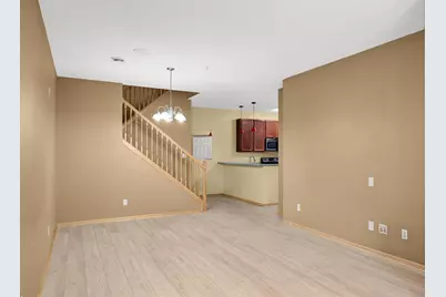 3049 Chamberlain Street N #6, Maplewood, MN 55109 - Photo 7