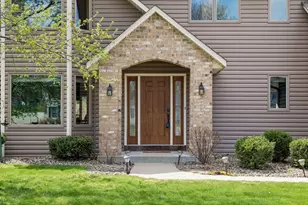 2470 Queensport Rd, Woodbury, MN 55125 - Photo 5