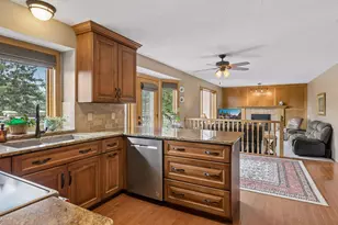 2470 Queensport Rd, Woodbury, MN 55125 - Photo 13