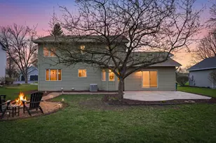 8361 W Lake Dr, Chanhassen, MN 55317 - Photo 29