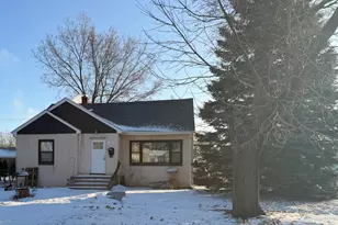 757 7th Ave S, South Saint Paul, MN 55075 - Photo 1
