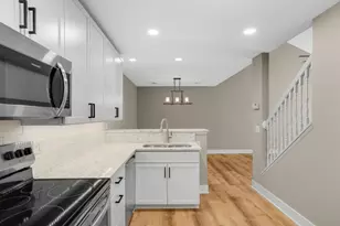 17020 Eastwood Ave, Lakeville, MN 55024 - Photo 15