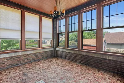 1097 Lincoln Avenue, Saint Paul, MN 55105 - Photo 13