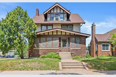 1097 Lincoln Avenue, Saint Paul, MN 55105 - Photo 1