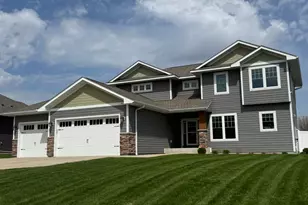 210 Hickory Ln NE, Owatonna, MN 55060 - Photo 43