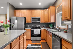 15569 Lilac Dr, Eden Prairie, MN 55347 - Photo 11