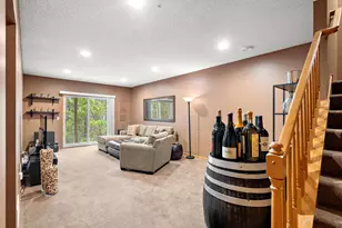15569 Lilac Dr, Eden Prairie, MN 55347 - Photo 37