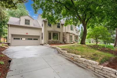 1118 Plummer Circle SW, Rochester, MN 55902 - Photo 3