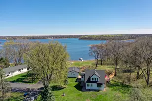 11551 278th St, Chisago City, MN 55013 - Photo 1