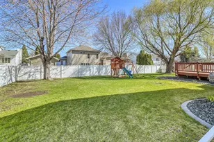 3319 45th Ave S, Fargo, ND 58104 - Photo 53